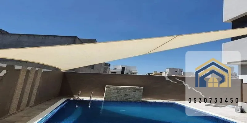 مظلات مسابح