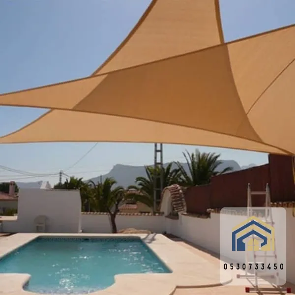 مظلات مسابح